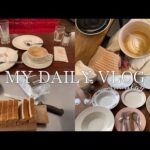 “MY DAILY VLOG” お茶初め / 洋菓子喫茶ボンボンでおやつを食べる / おすすめの玄米パン(グルテンフリー) / お気に入りの器の紹介etc.